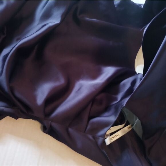 David's Bridal eggplant runched side sleeveless formal - Picture 9 of 9